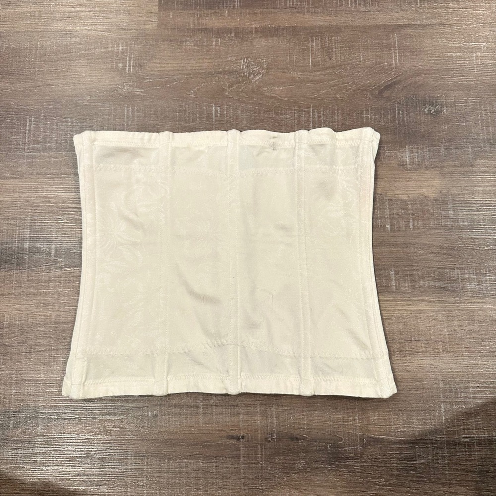 Flexees Women Medium Cream Floral Jacquard Waist Nipper Cincher Shapewear 6868